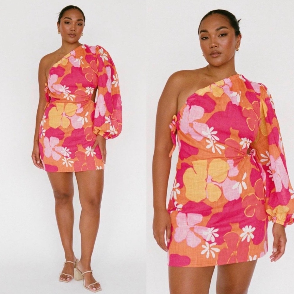 SABO SKIRT EILA CUT OUT DRESS! Size: XS